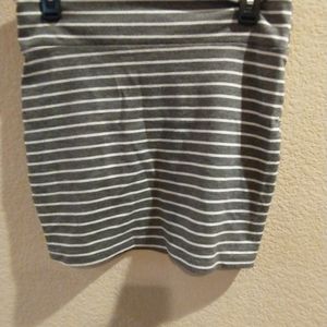 Marshmallow, size M, gray and white stripe